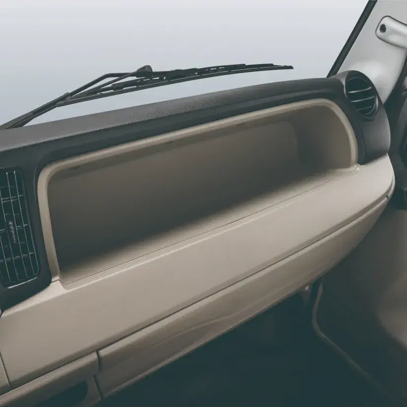 Glove box